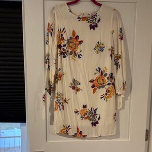 Old Navy Cream Floral Long Sleeve Dress size XS